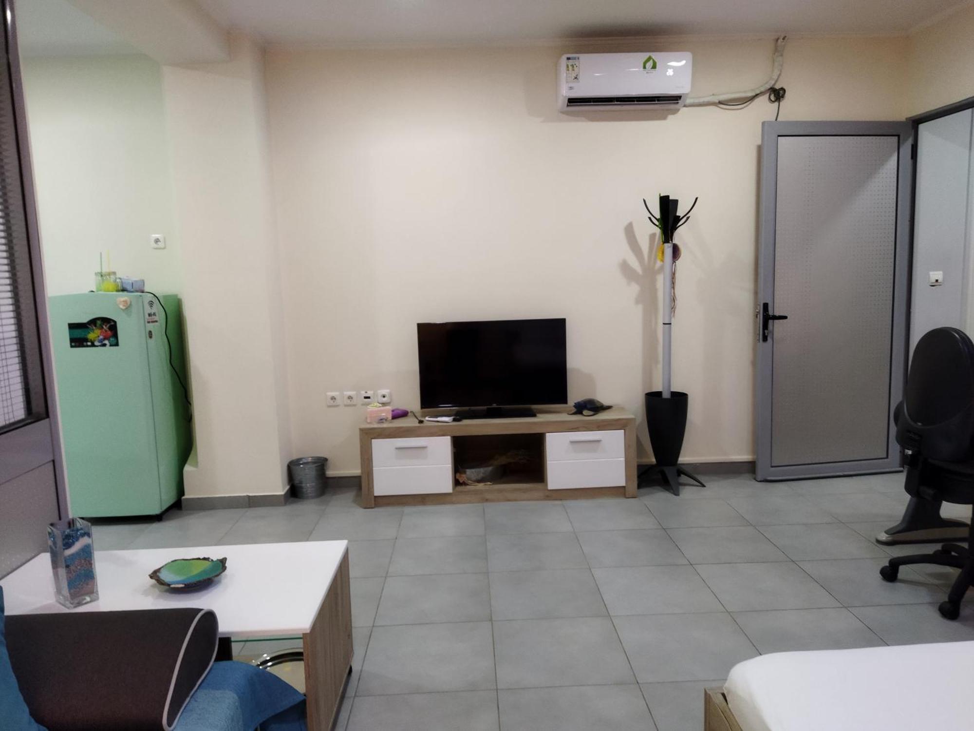 Kouvarás Cozy Apartment Near To The Airport מראה חיצוני תמונה