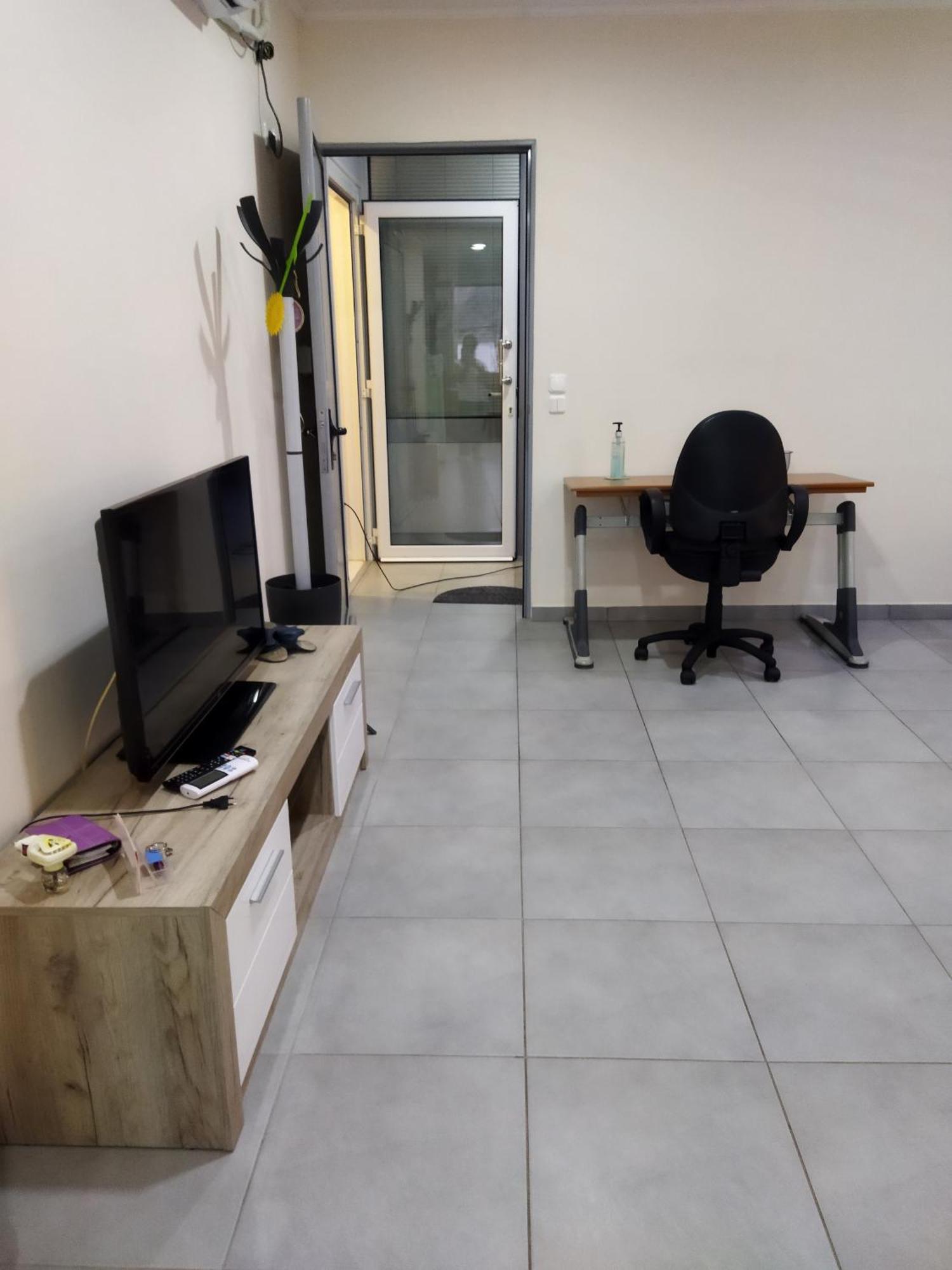 Kouvarás Cozy Apartment Near To The Airport מראה חיצוני תמונה