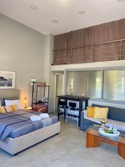 Kouvarás Cozy Apartment Near To The Airport מראה חיצוני תמונה